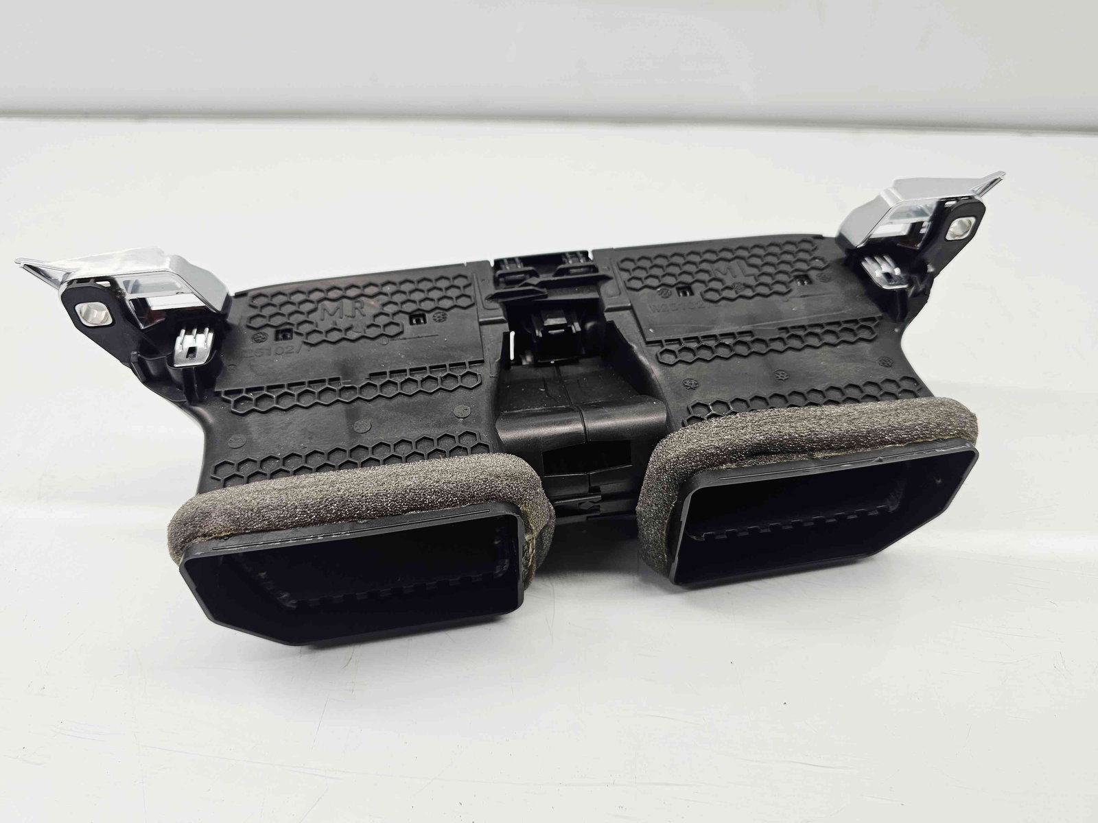 Grila aerisire centrala Ford Fiesta 8 [Fabr 2017-2025] H1BB-19K617-AEW - imagine 3