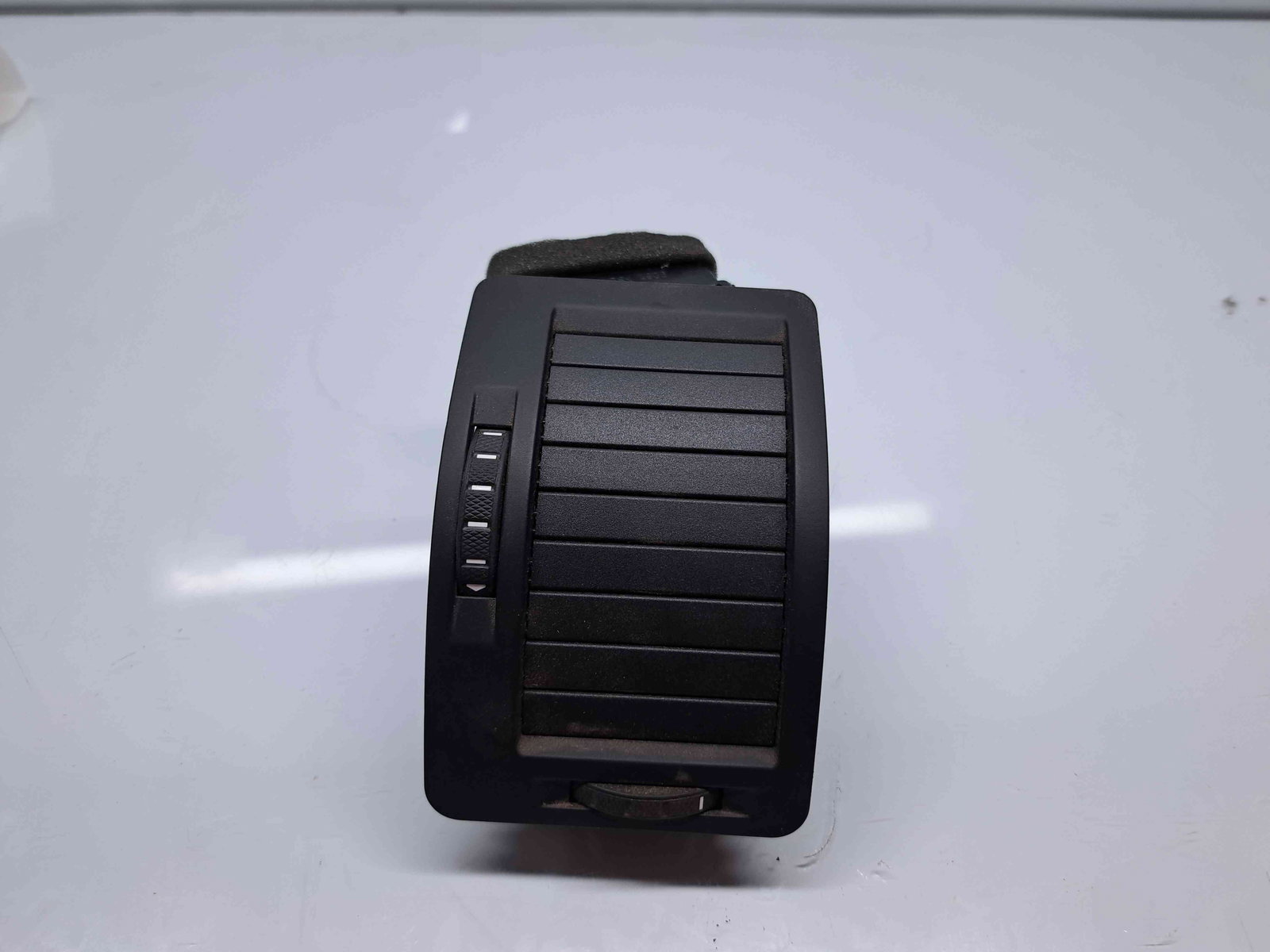 Grila aerisire dreapta Skoda Octavia 2 (1Z3) [Fabr 2004-2013] 1Z0819702 - imagine 1