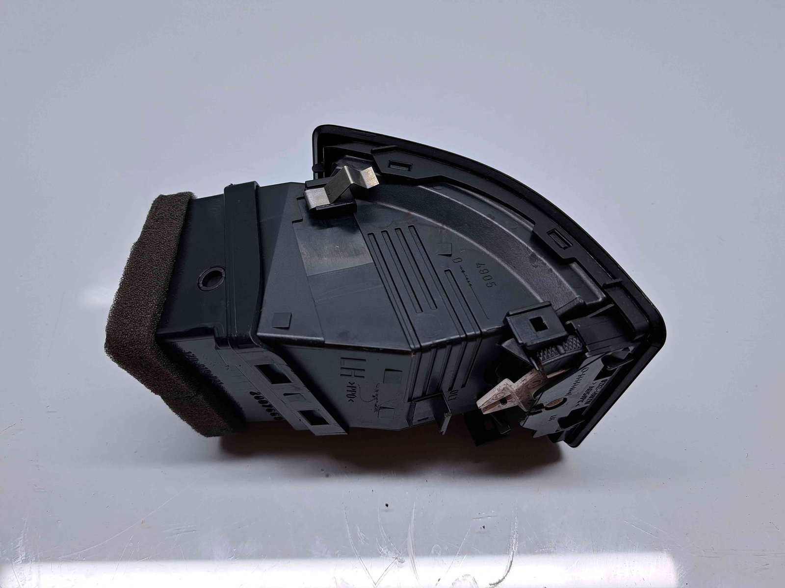 Grila aerisire stanga Skoda Octavia 2 (1Z3) [Fabr 2004-2013] 1Z0819701 - imagine 4