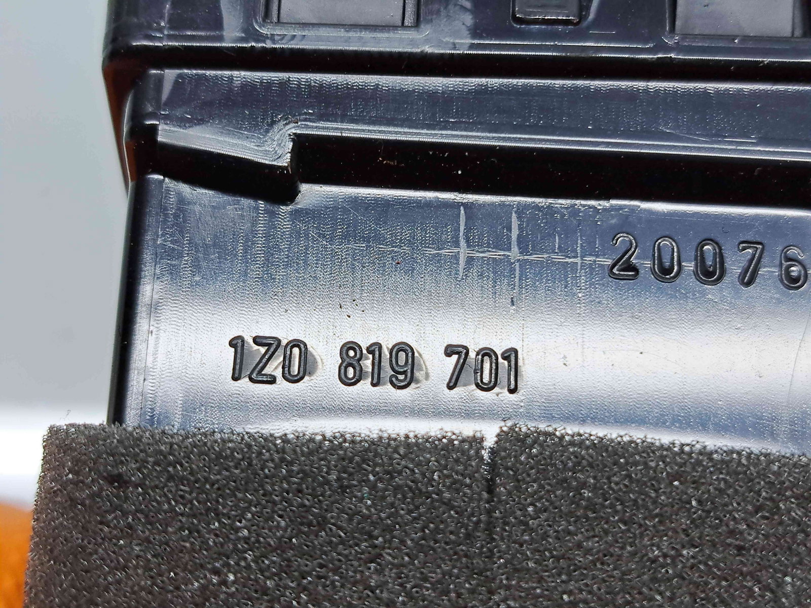 Grila aerisire stanga Skoda Octavia 2 (1Z3) [Fabr 2004-2013] 1Z0819701 - imagine 5