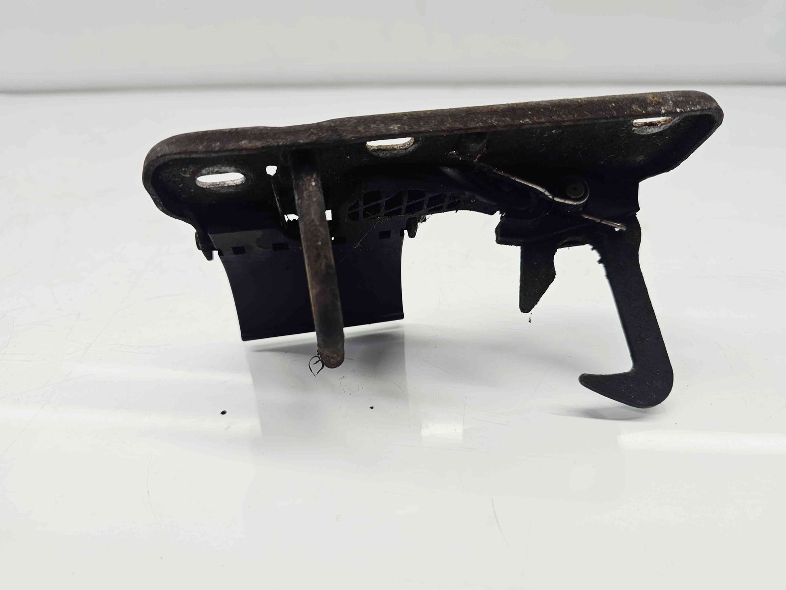 Maner deschidere capota Volkswagen Passat B7 (362) [Fabr 2010-2014] OEM - imagine 4