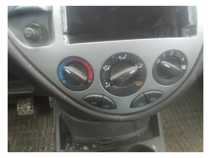 Panou comanda clima Ford Focus 1 Coupe 1.8 Diesel OEM 1999-2005