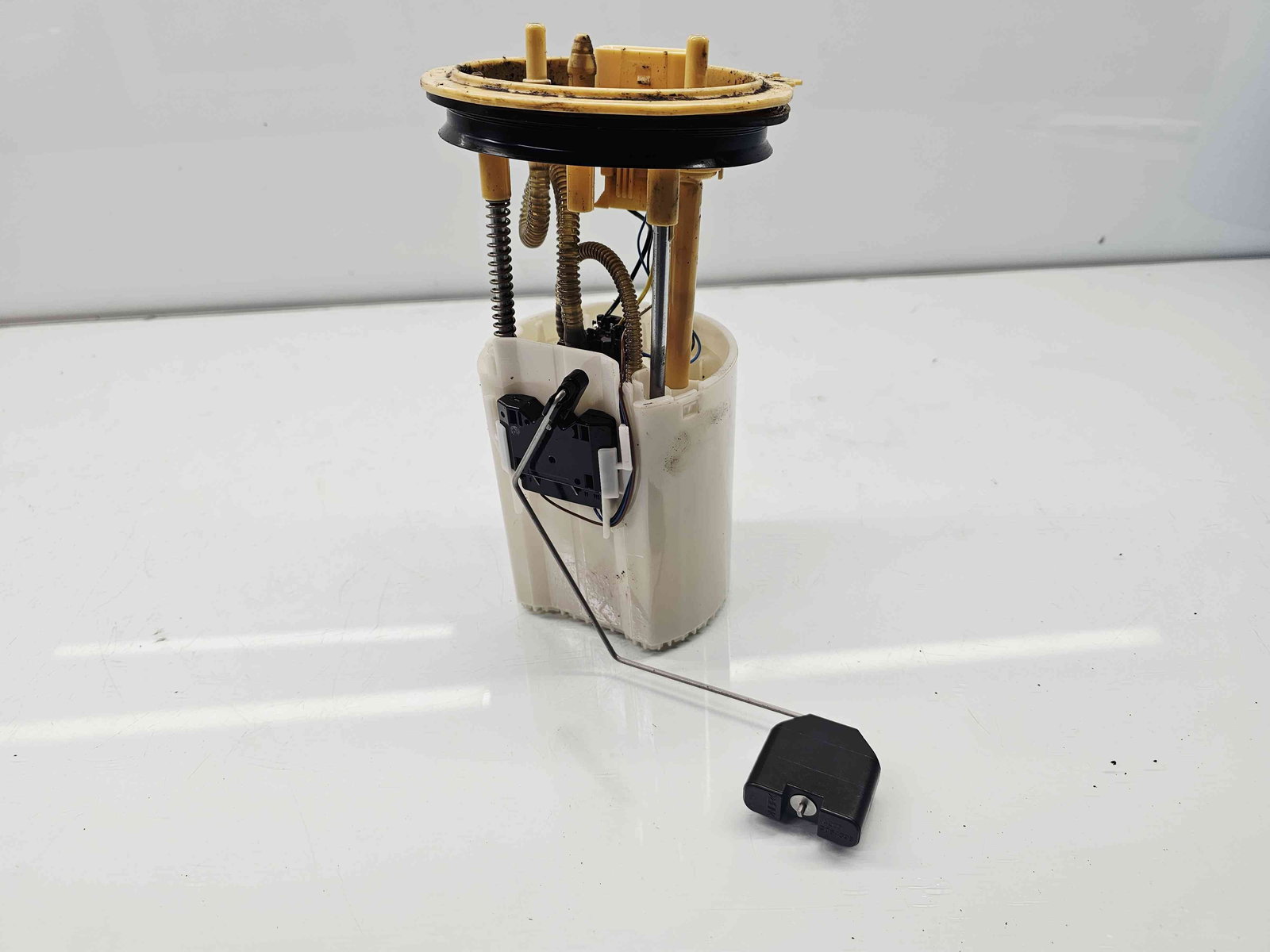 Pompa combustibil Volkswagen Passat B7 (362) [Fabr 2010-2014] 3AA919050H 2.0 TDI CFFB 103KW / 140CP - imagine 4