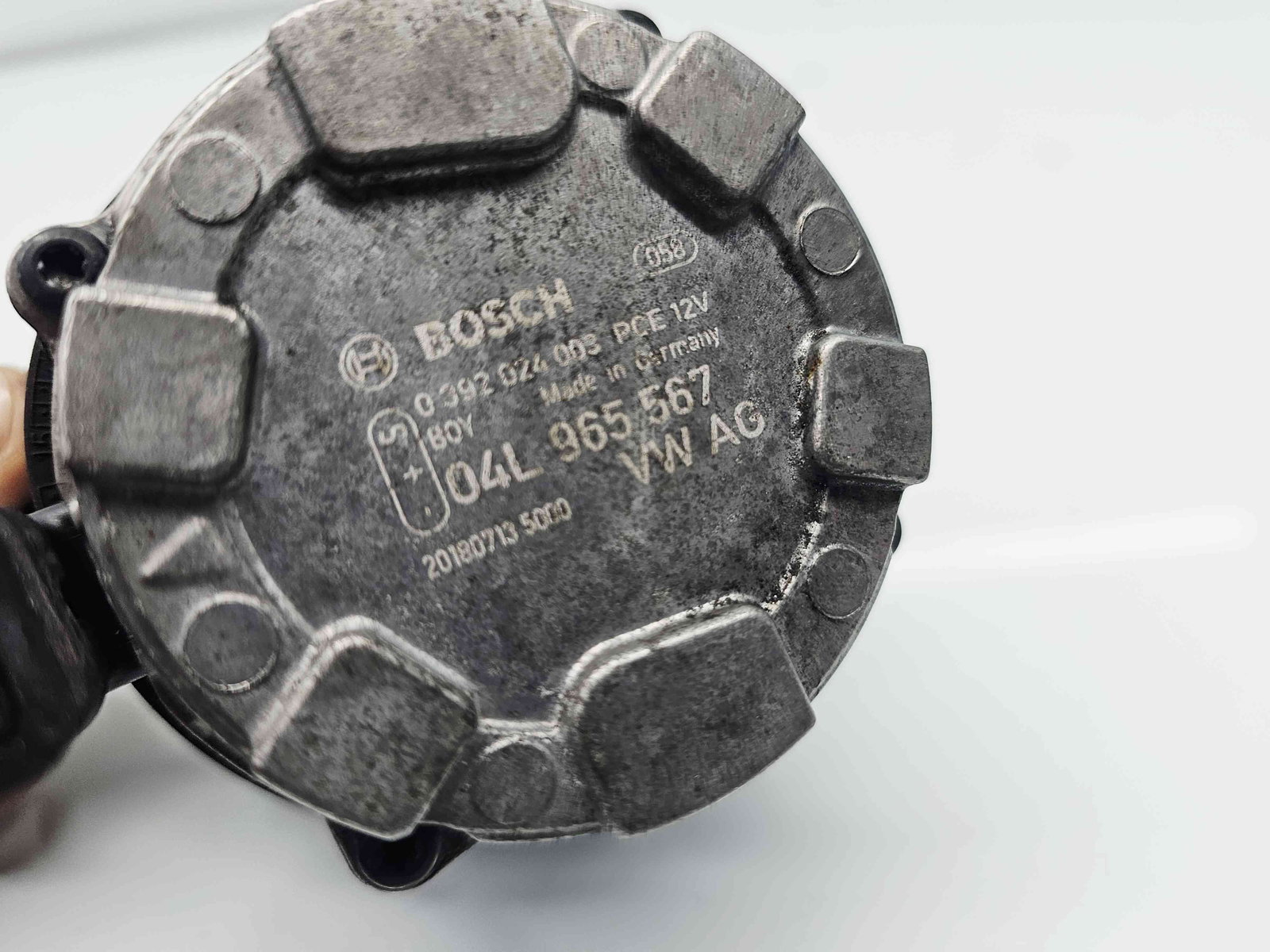 Pompa recirculare apa Audi A6 (4A2, C8) S-line [Fabr 2018-2025] 04L965567 2.0 TDI DFBA 150KW / 204CP - imagine 2