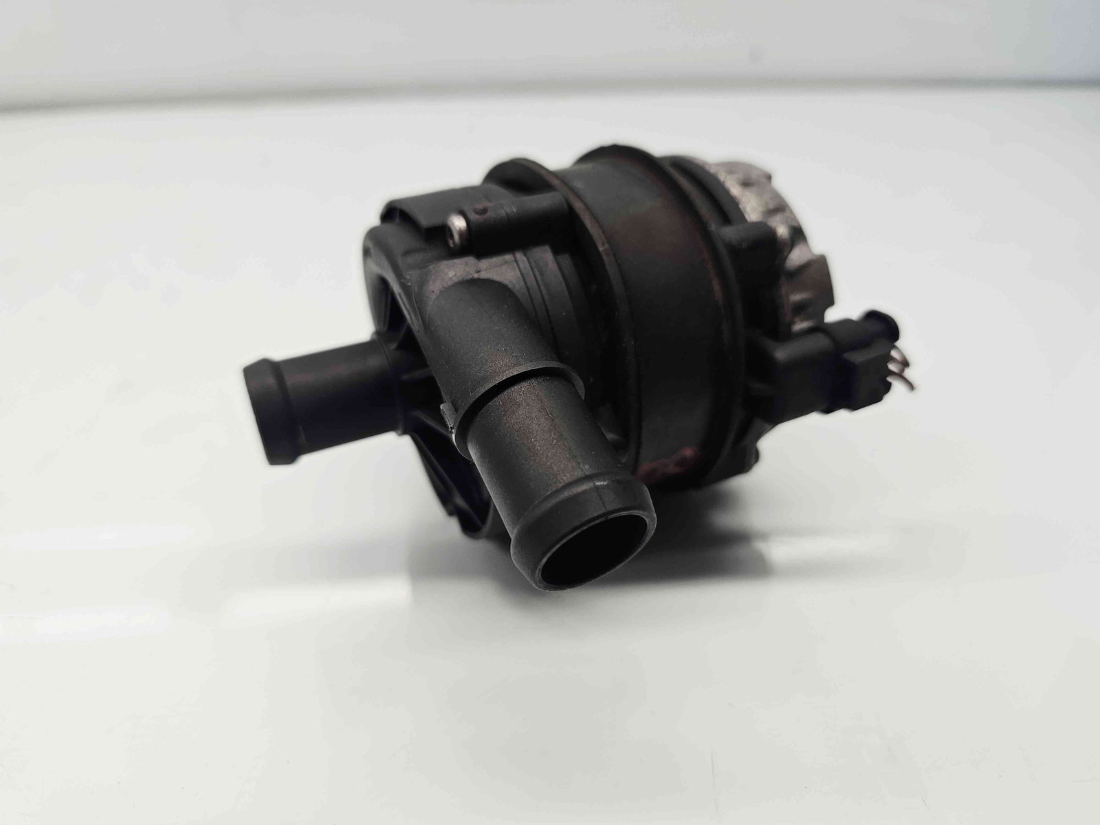 Pompa recirculare apa Audi A6 (4A2, C8) S-line [Fabr 2018-2025] 04L965567 2.0 TDI DFBA 150KW / 204CP - imagine 3