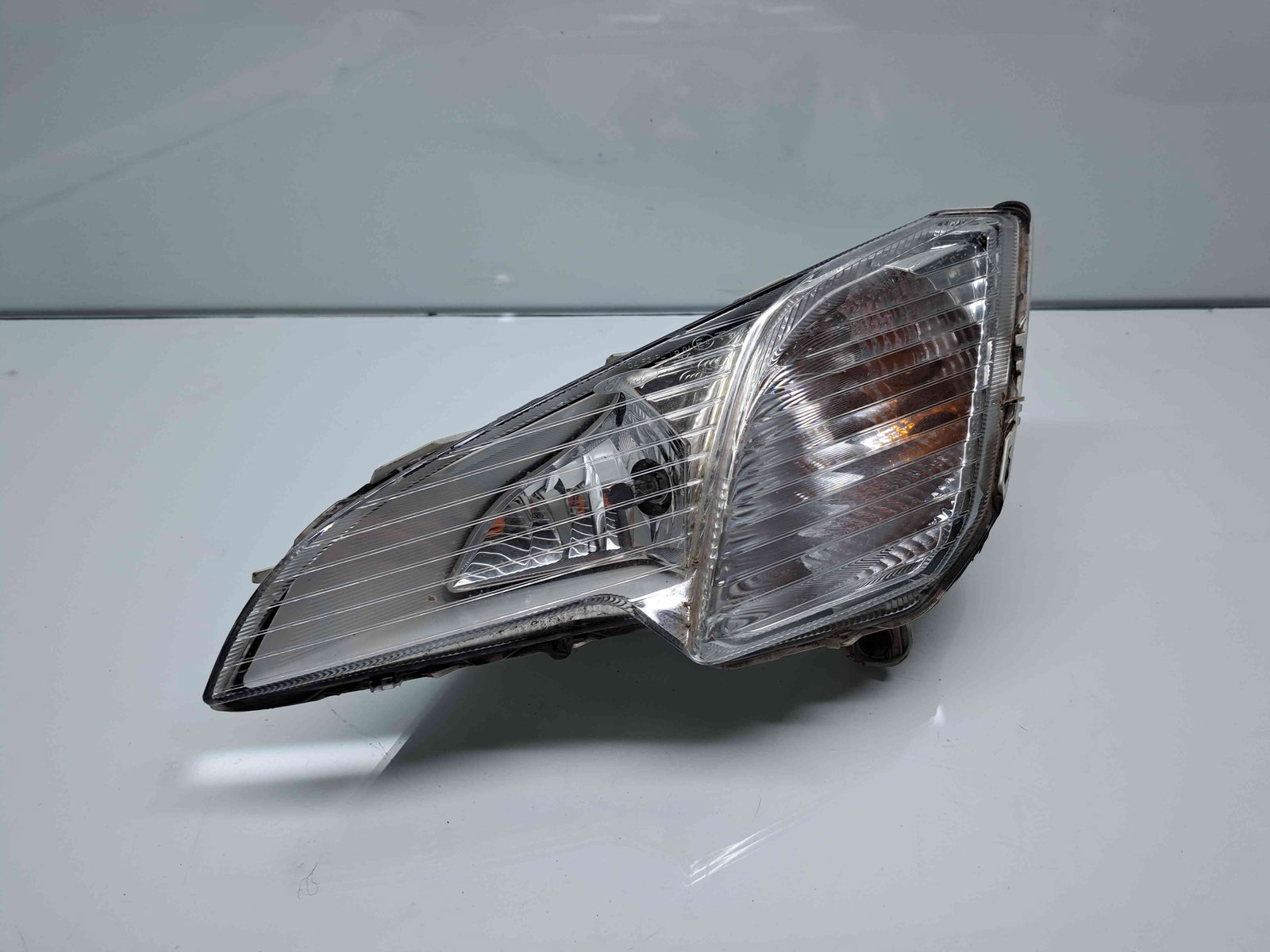 Proiector ceata stanga Ford Ecosport [Fabr 2017-2024] GN15-13B221-MB - imagine 1