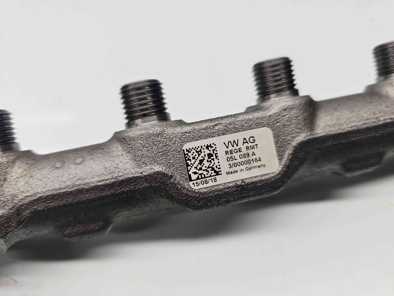 Rampa injectoare Audi A6 (4A2, C8) S-line [Fabr 2018-2025] 05L089A 2.0 TDI DFBA 150KW / 204CP - imagine 2