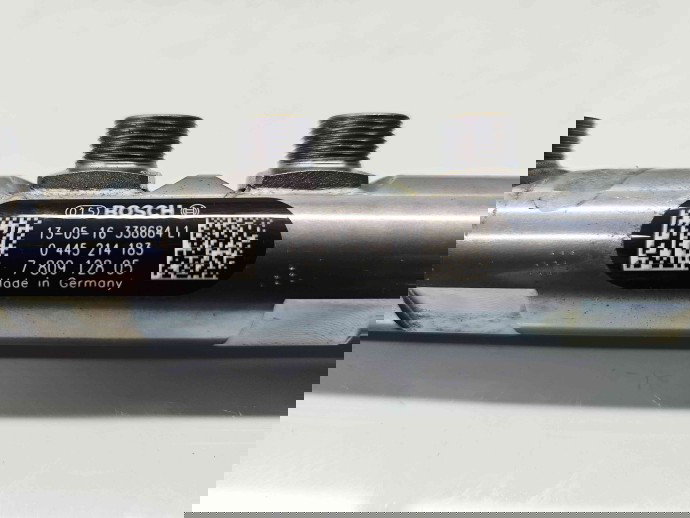 Rampa injectoare Bmw 3 Cabriolet (E93) [Fabr 2006-2011] Facelift 7809128 2.0 N47D20 135KW / 184CP