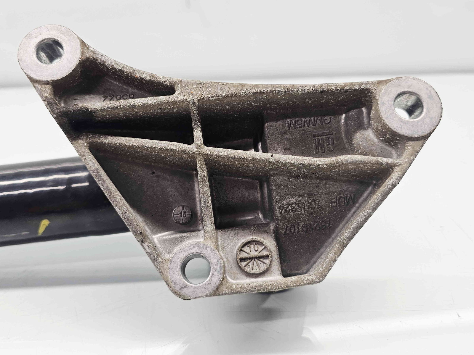 Suport planetara dreapta Opel Zafira C (D75) Tourer [Fabr 2011-2017] 13219107 2.0 CDTI A20DT 121KW / 165CP - imagine 2