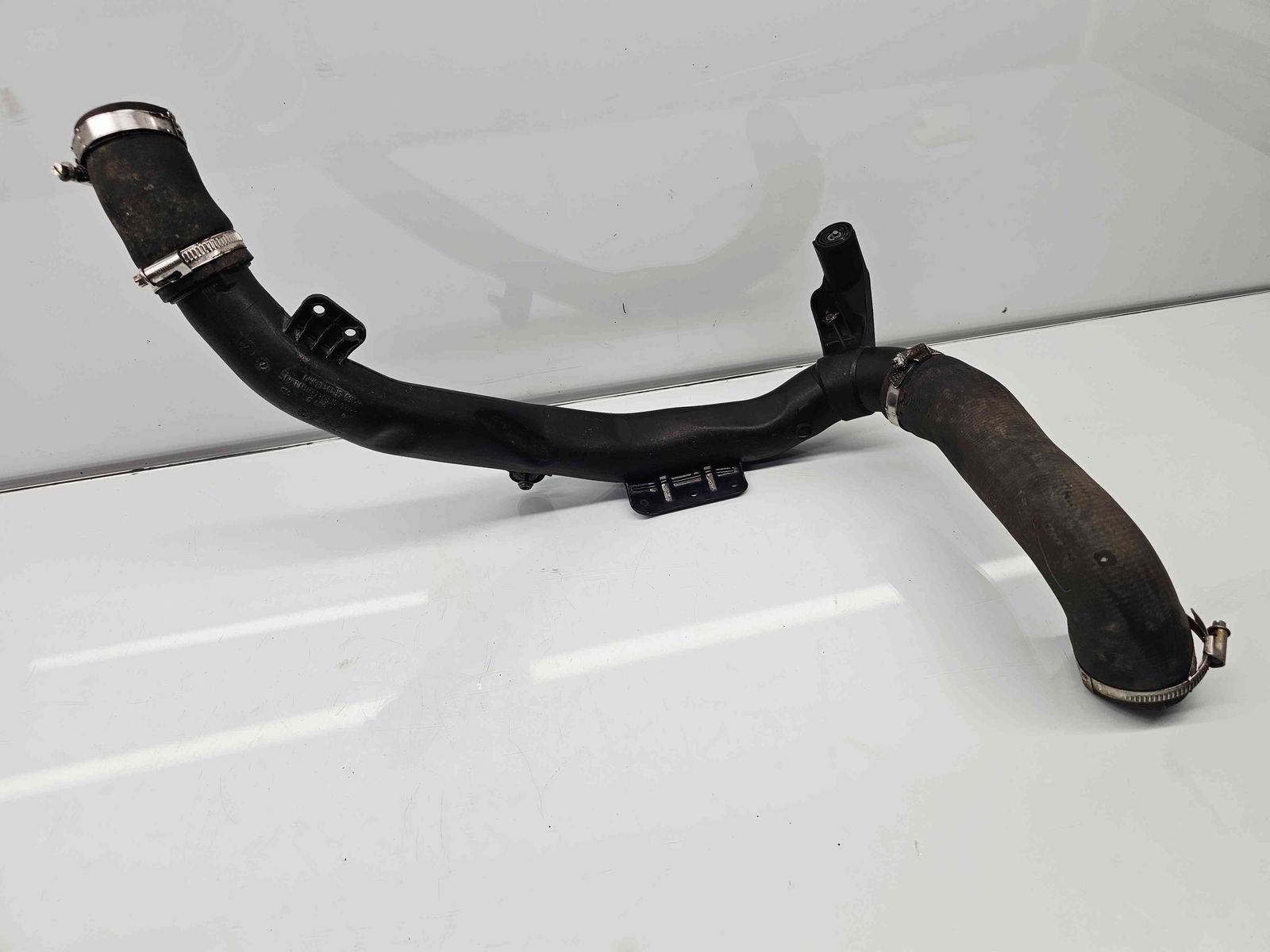 Tub intercooler Volkswagen Tiguan (5N) [Fabr 2007-2016] 5N0145840C 2.0 TDI CFFB 103KW / 140CP - imagine 1