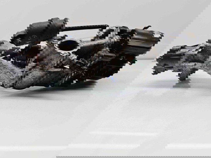 Racitor gaze  Opel Astra J [Fabr 2009-2015] 55577443 2.0 CDTI A20DT 121KW / 165CP