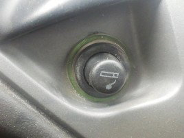 Priza 12v Ford Focus 1 Coupe 1.8 Diesel OEM 1999-2005