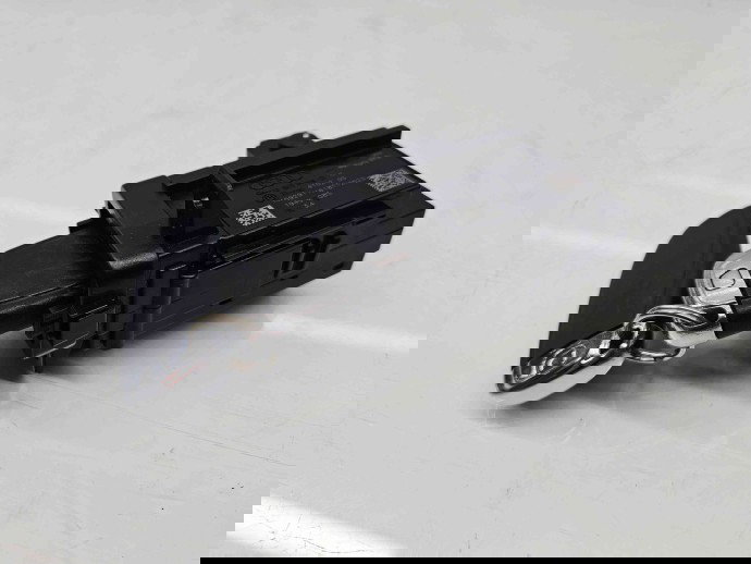  Contact cu cheie  AUDI A5 (8T3) [Fabr 2007-2015] 8K0909131C 2.0 TDI CAHA125KW / 170CP