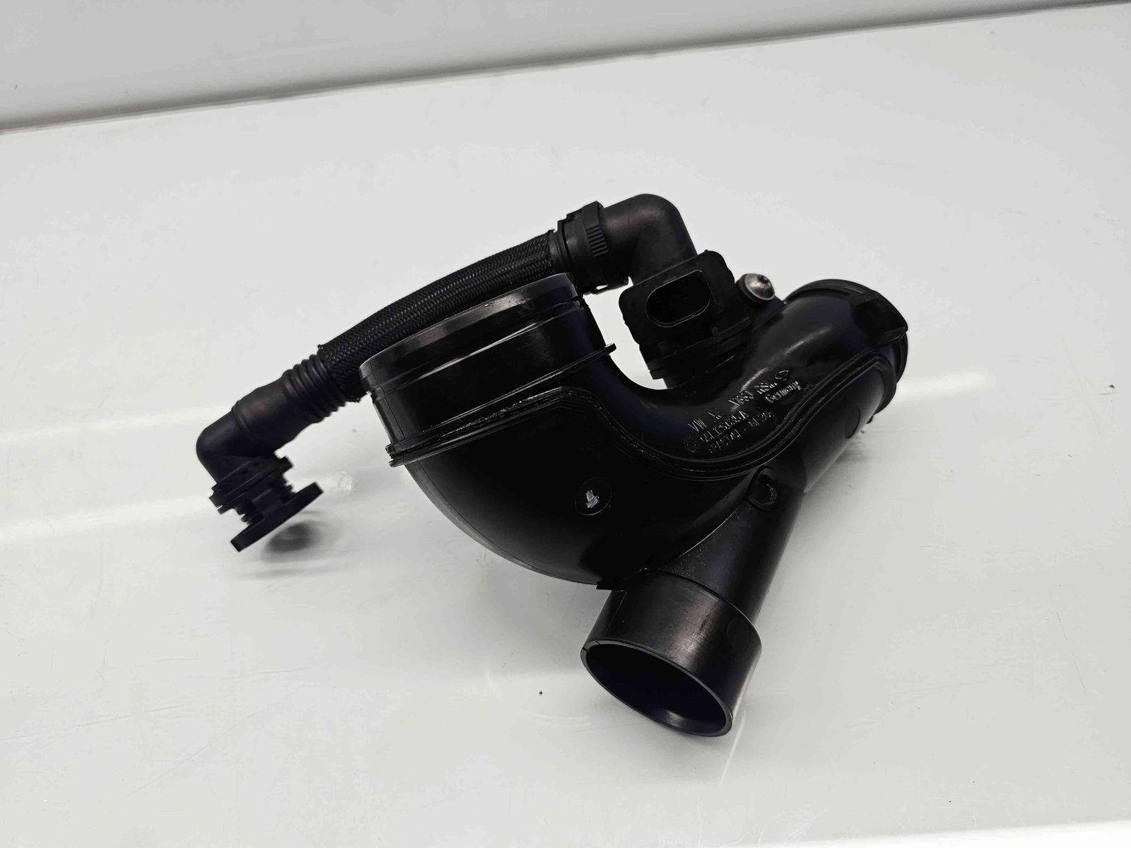 Tub admisie aer AUDI A4 (8W2, B9) [Fabr 2015-prezent] 05L129635A 2.0 TDI DFBA 150KW / 204CP - imagine 4