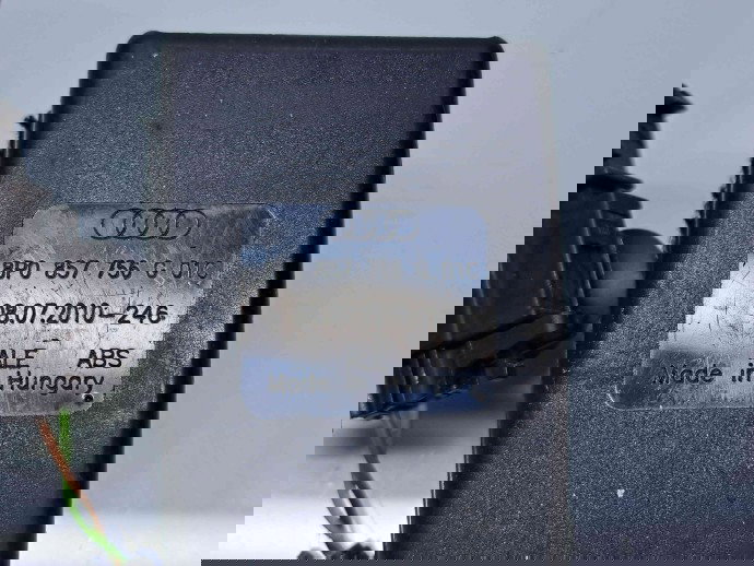  Capsa centura dreapta fata Audi TT (8J3) [Fabr 2006-2013] 8P0857756G