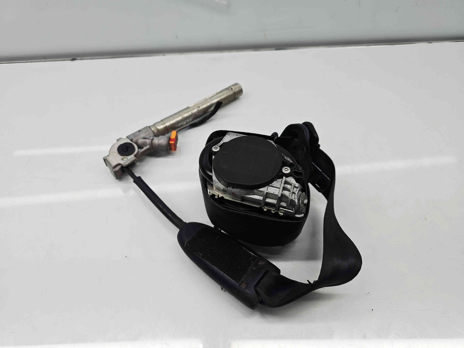 Centura dreapta fata Renault Megane 3 [Fabr 2008-2015] Facelift OEM - imagine 1