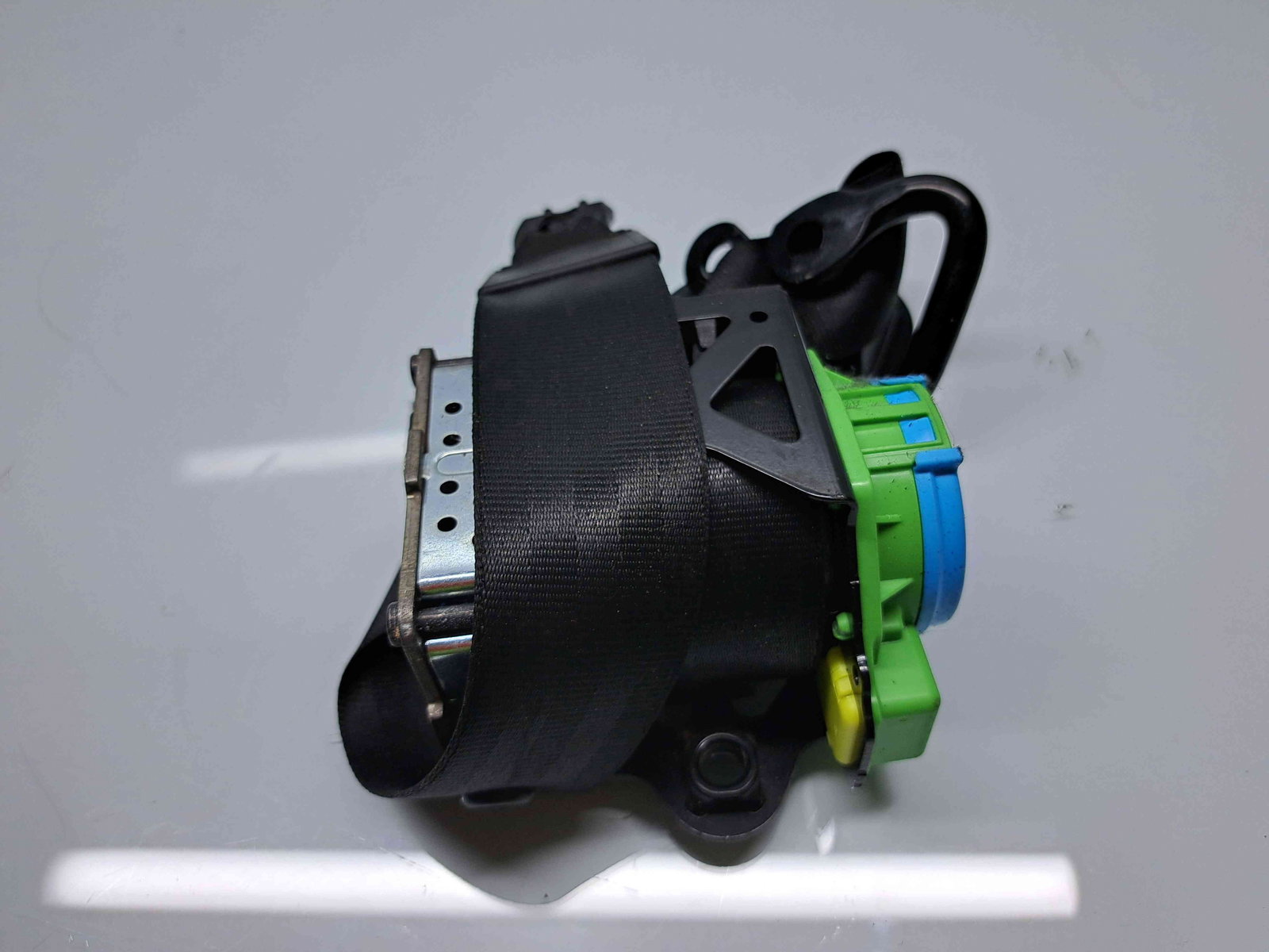 Centura dreapta fata Audi TT (8J3) [Fabr 2006-2013] 8J8857705D - imagine 2