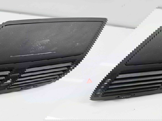  Grila aerisire centrala Skoda Octavia 2 Combi (1Z5) [Fabr 2004-2013] Facelift 1Z0820951