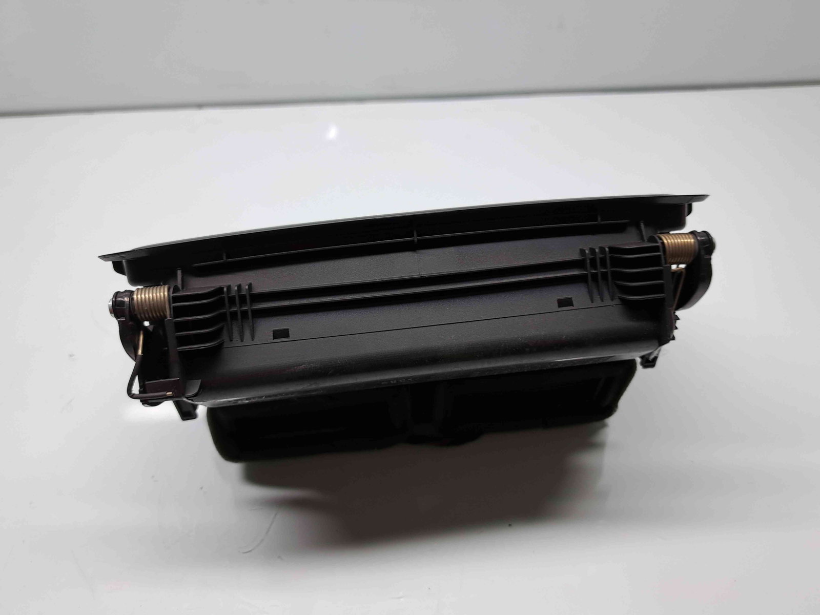 Grila aerisire centrala Skoda Octavia 2 Combi (1Z5) [Fabr 2004-2013] Facelift 1Z0820951B - imagine 4