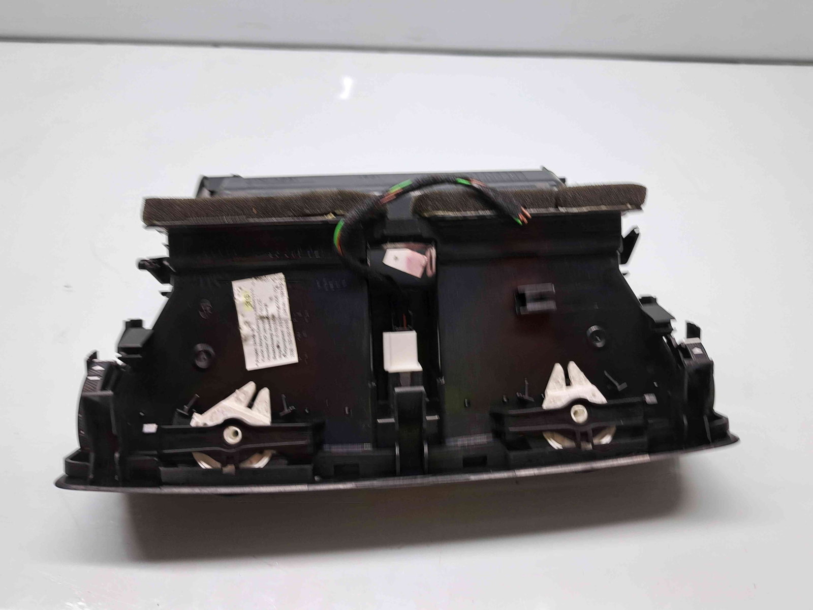 Grila aerisire centrala Skoda Octavia 2 Combi (1Z5) [Fabr 2004-2013] Facelift 1Z0820951B - imagine 5