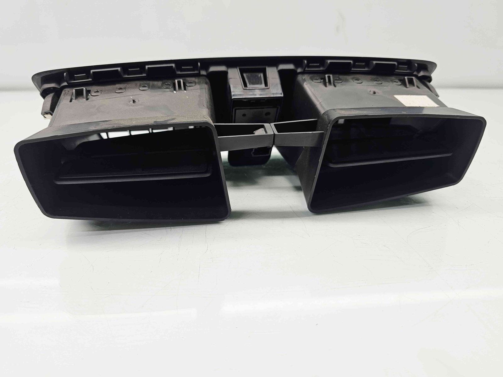 Grila aerisire centrala Renault Megane 3 [Fabr 2008-2015] Facelift OEM - imagine 3