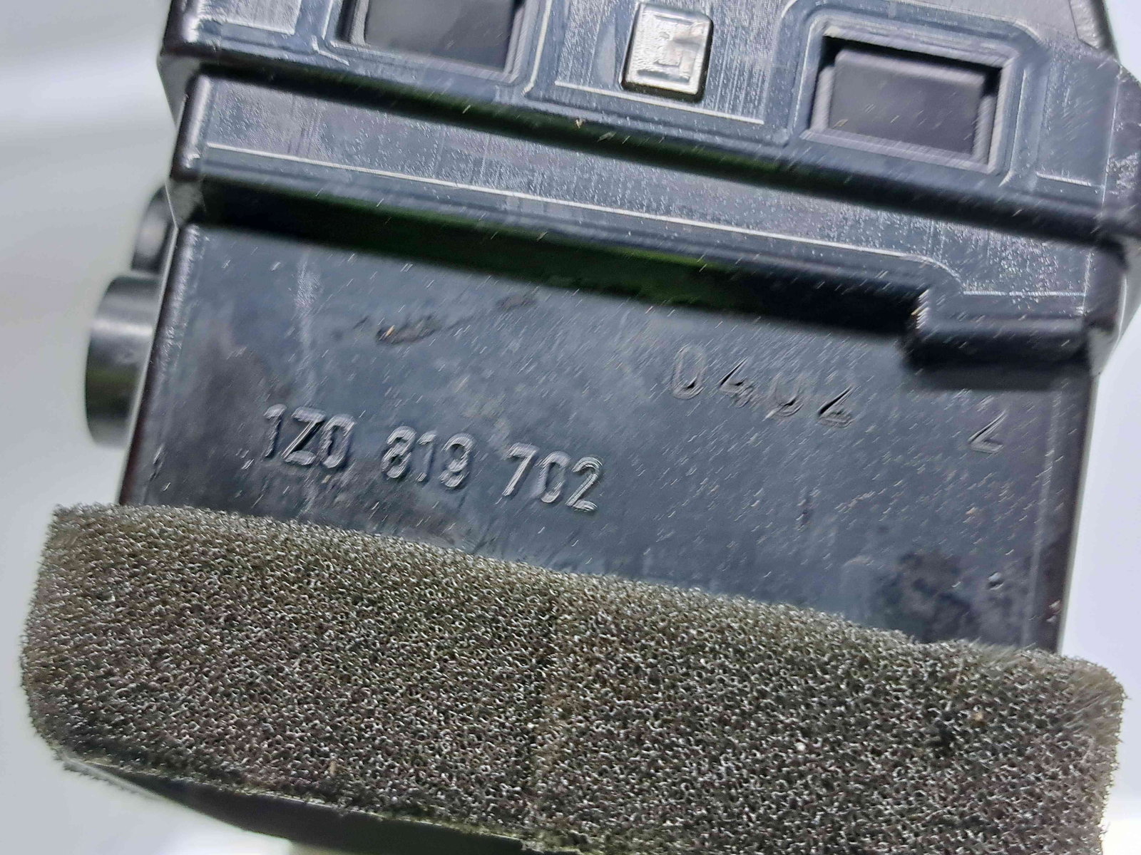 Grila aerisire dreapta Skoda Octavia 2 Combi (1Z5) [Fabr 2004-2013] Facelift 1Z0819702 - imagine 4