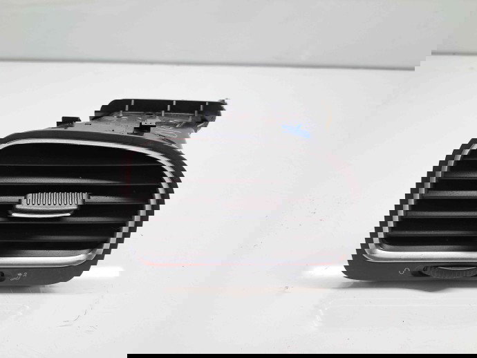  Grila aerisire dreapta Volkswagen Golf 6 (5K1) GTD [Fabr 2009-2013] 5K0819710D