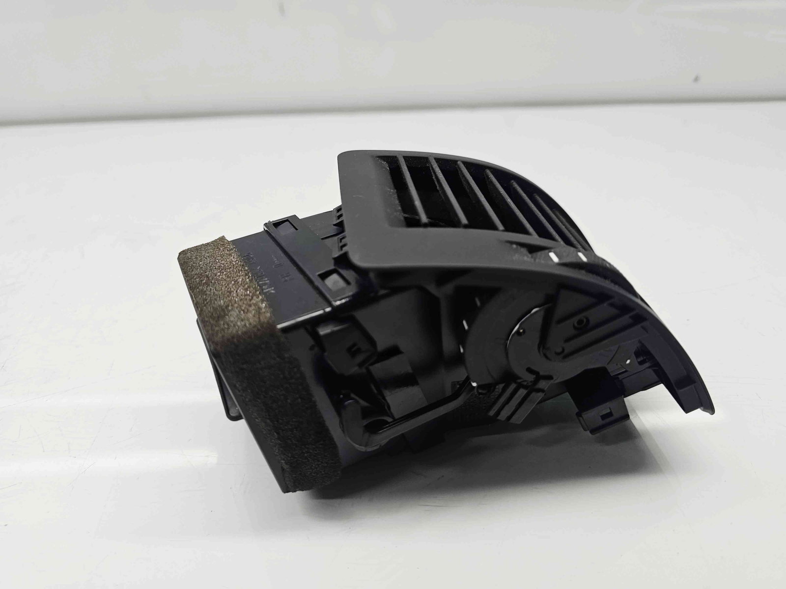 Grila aerisire dreapta Skoda Octavia 2 Combi (1Z5) [Fabr 2004-2013] Facelift 1Z0819702A - imagine 2