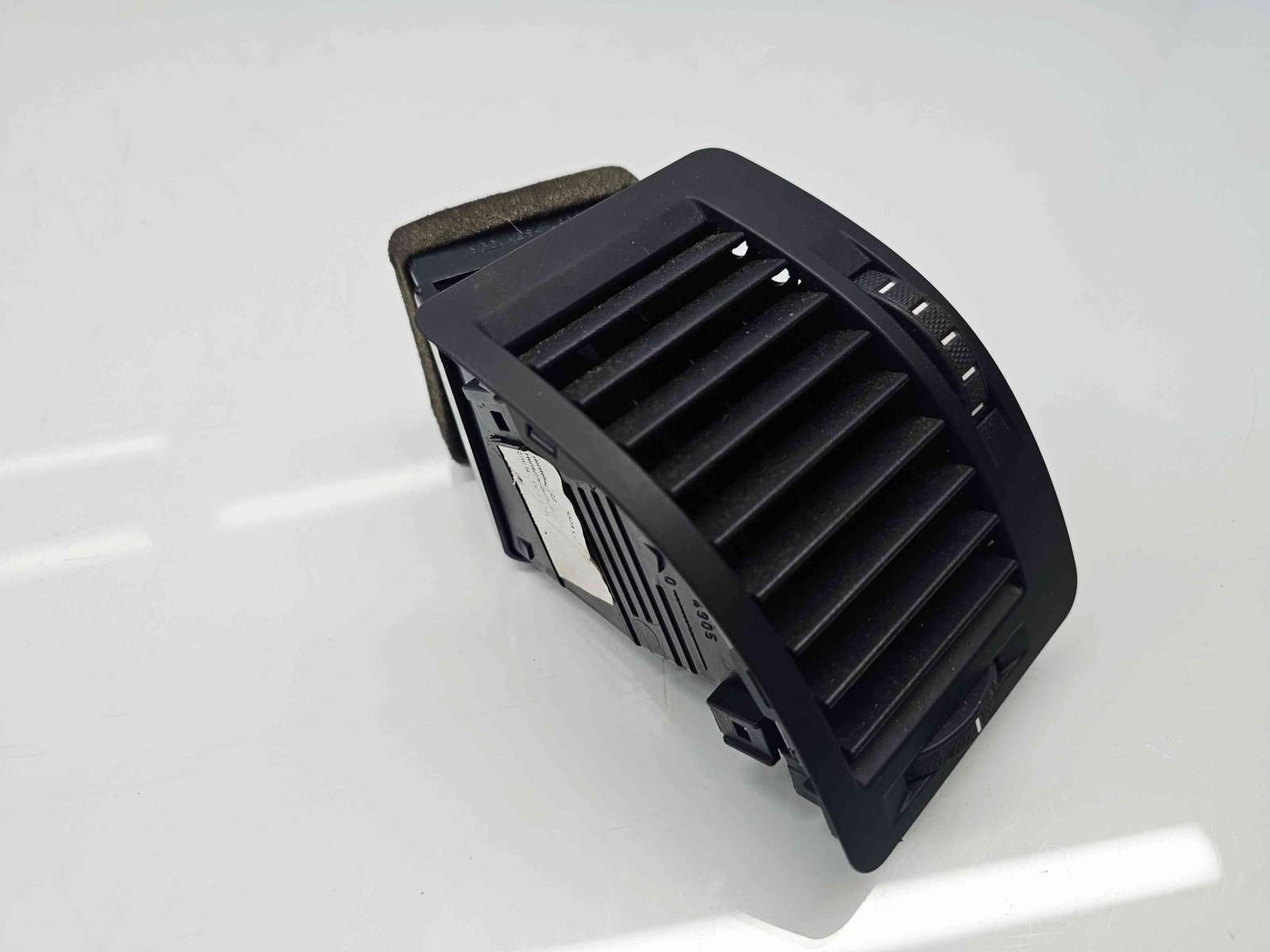 Grila aerisire stanga Skoda Octavia 2 Combi (1Z5) [Fabr 2004-2013] Facelift 1Z0819701 - imagine 6