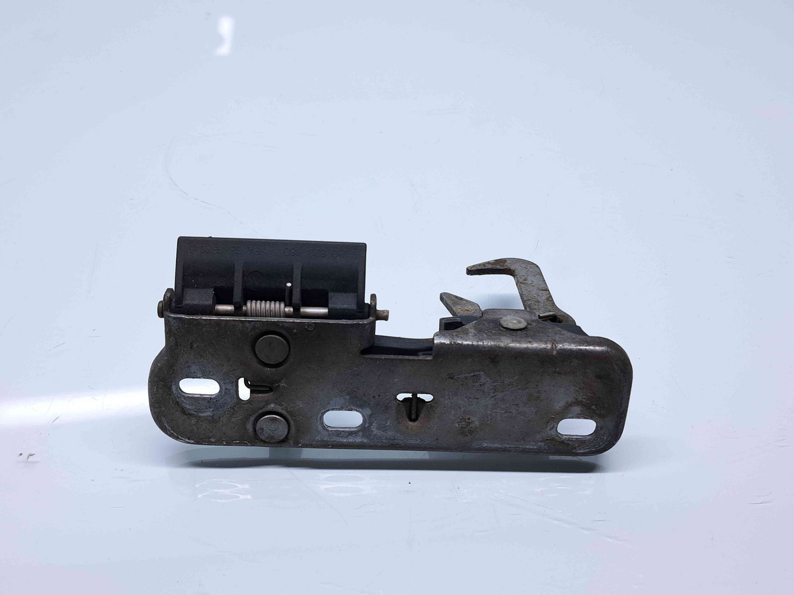 Maner deschidere capota Volkswagen Golf 6 (5K1) GTD [Fabr 2009-2013] OEM - imagine 1