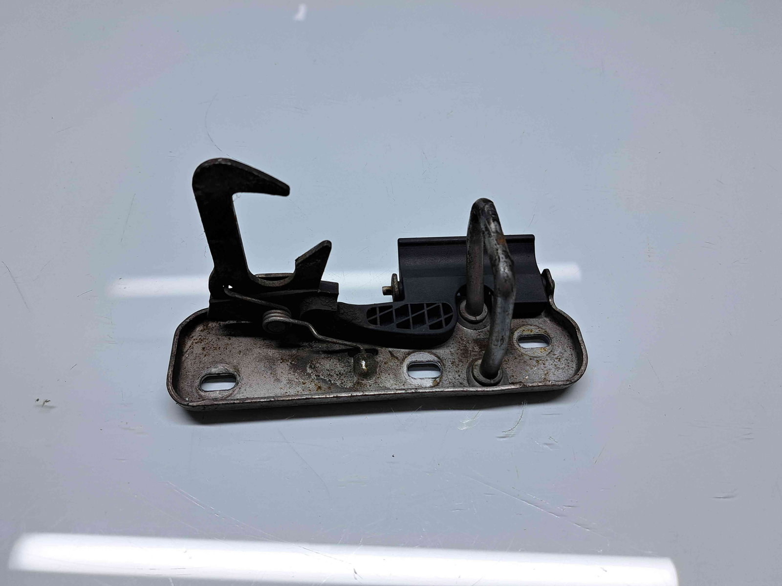 Maner deschidere capota Volkswagen Golf 6 (5K1) GTD [Fabr 2009-2013] OEM - imagine 3