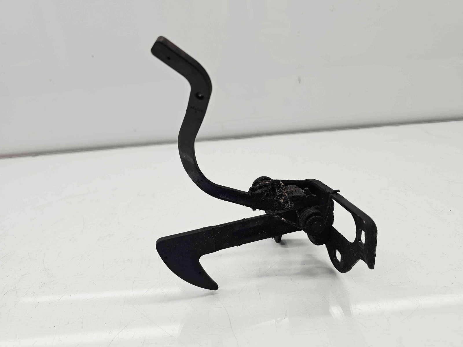 Maner deschidere capota Skoda Octavia 2 Combi (1Z5) [Fabr 2004-2013] Facelift OEM - imagine 3