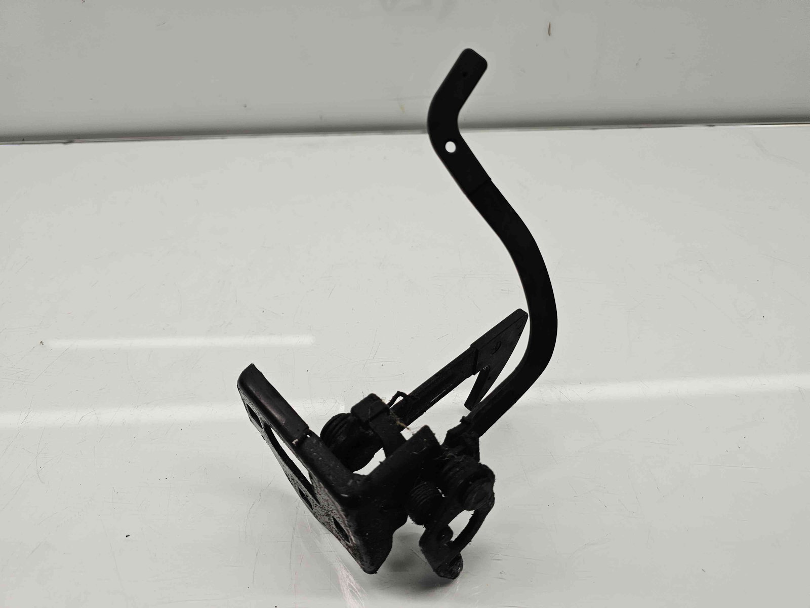 Maner deschidere capota Skoda Octavia 2 Combi (1Z5) [Fabr 2004-2013] Facelift OEM - imagine 4