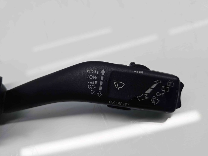  Maneta stergator Volkswagen Golf 6 (5K1) [Fabr 2009-2013] 1K0953519J