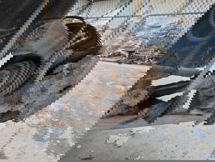 Fuzeta fata stanga Volkswagen Passat B6 Variant (3C5) [Fabr 2005-2010] 1.9  TDI BLS 77KW  / 105CP