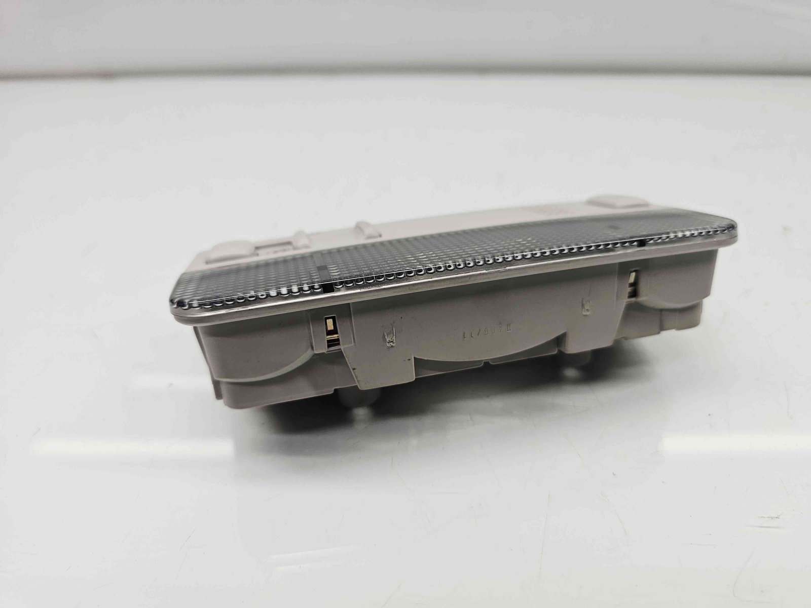 Plafoniera fata Skoda Octavia 2 Combi (1Z5) [Fabr 2004-2013] Facelift 3B0947105C - imagine 2