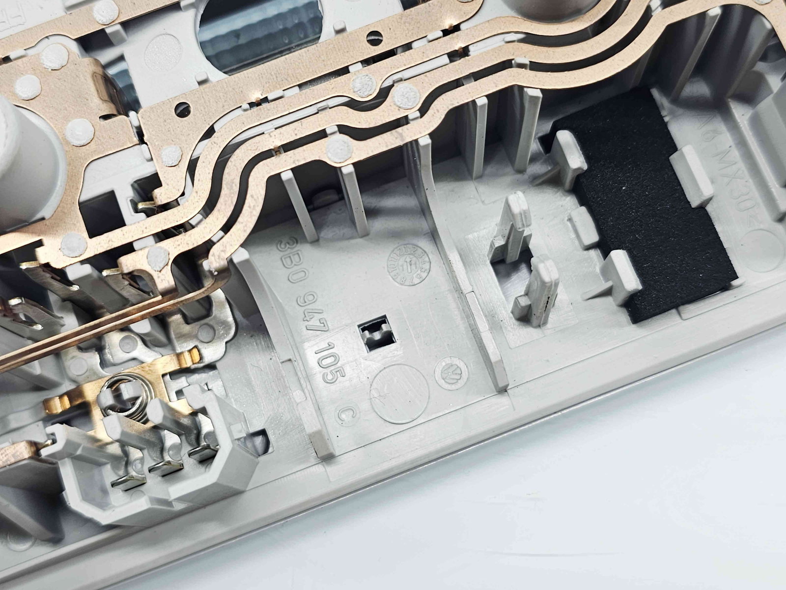 Plafoniera fata Skoda Octavia 2 Combi (1Z5) [Fabr 2004-2013] Facelift 3B0947105C - imagine 4