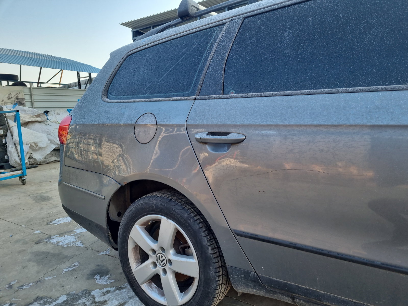 Aripa dreapta spate Volkswagen Passat B6 Variant (3C5) [Fabr 2005-2010] OEM - imagine 3