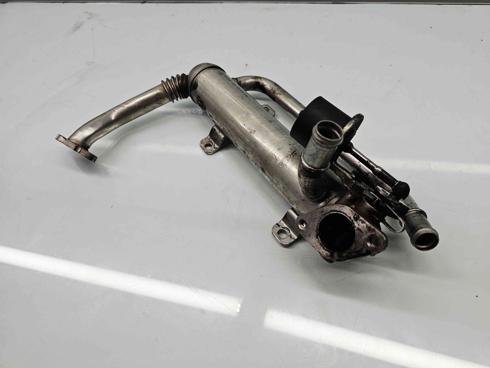 Racitor gaze Volkswagen Passat B6 Variant (3C5) [Fabr 2005-2010] 03G131512AD 1.9 TDI BLS 77KW / 105CP - imagine 4