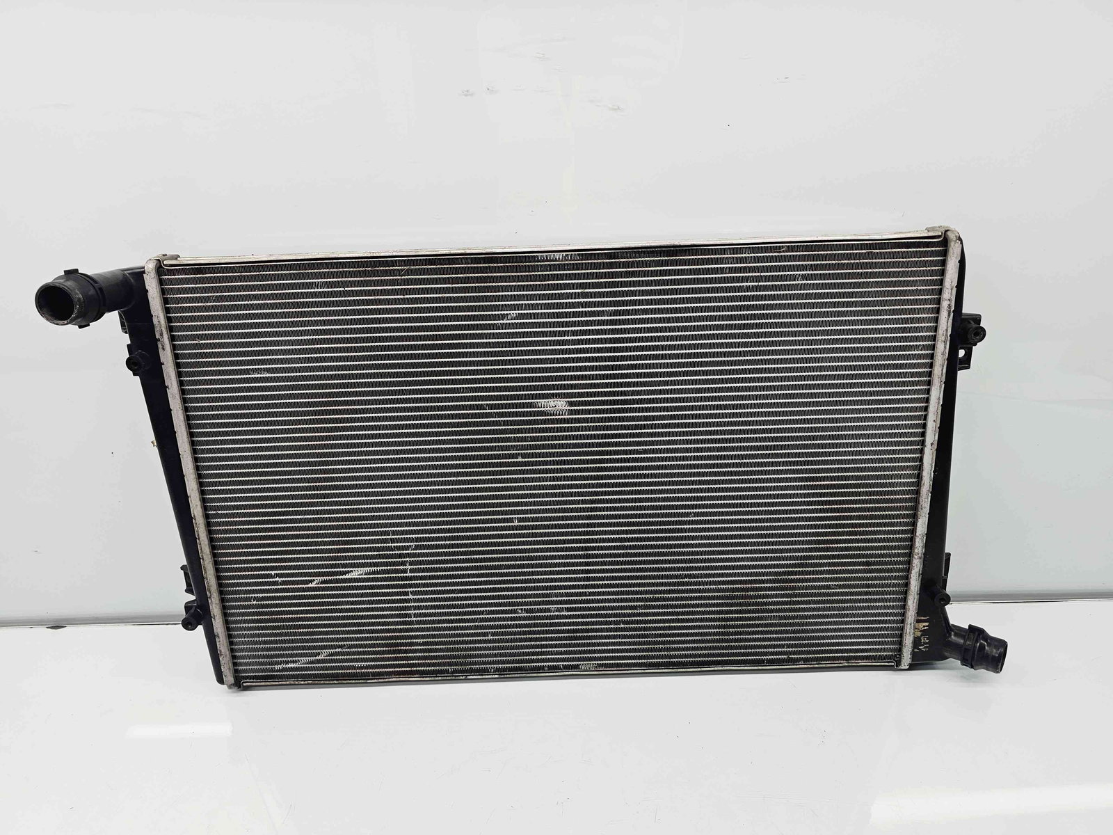 Radiator apa Volkswagen Passat B6 Variant (3C5) [Fabr 2005-2010] OEM 1.9 TDI BLS 77KW / 105CP - imagine 4