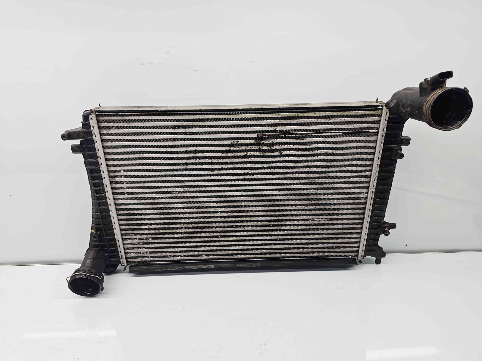 Radiator intercooler Volkswagen Passat B6 Variant (3C5) [Fabr 2005-2010] 3C0145803D 1.9 TDI BLS 77KW / 105CP - imagine 1
