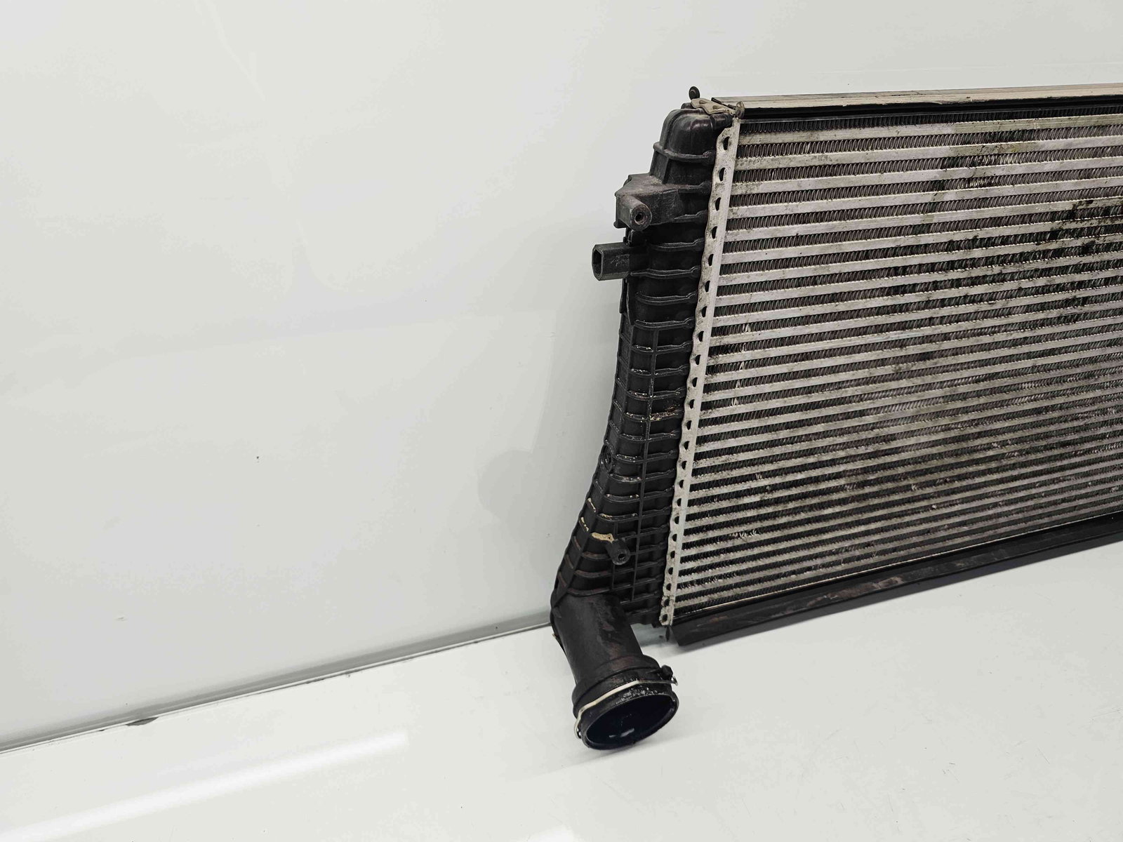 Radiator intercooler Volkswagen Passat B6 Variant (3C5) [Fabr 2005-2010] 3C0145803D 1.9 TDI BLS 77KW / 105CP - imagine 2