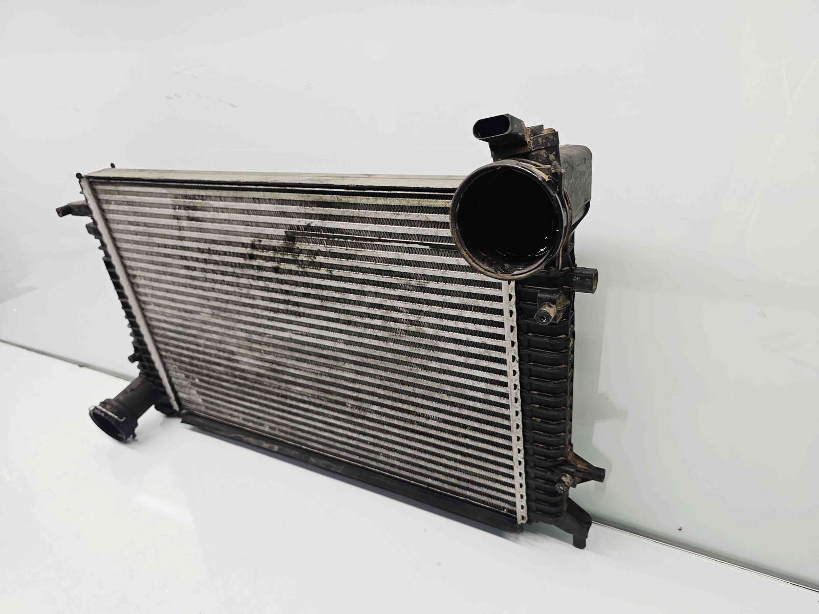 Radiator intercooler Volkswagen Passat B6 Variant (3C5) [Fabr 2005-2010] 3C0145803D 1.9 TDI BLS 77KW / 105CP - imagine 3