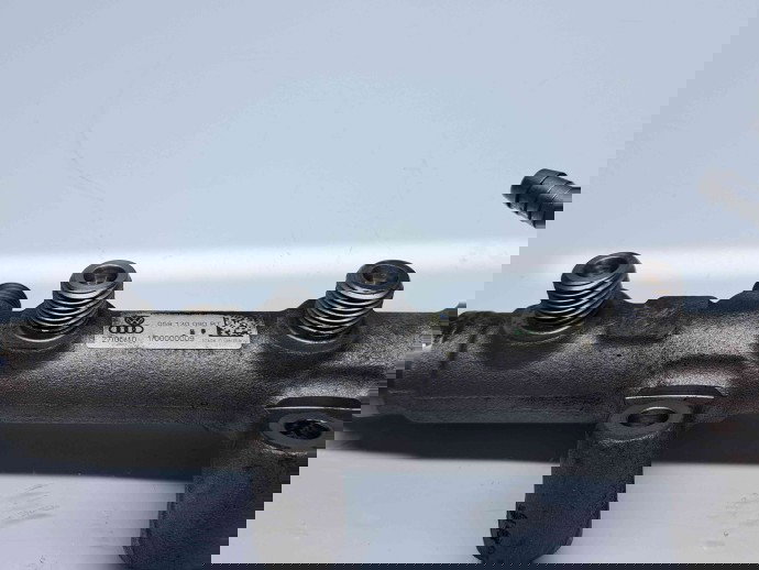 Rampa injectoare Audi Q7 (4LB) [Fabr 2006-2014] Facelift 059130090BT 3.0 TDI CJGA 176KW / 240CP