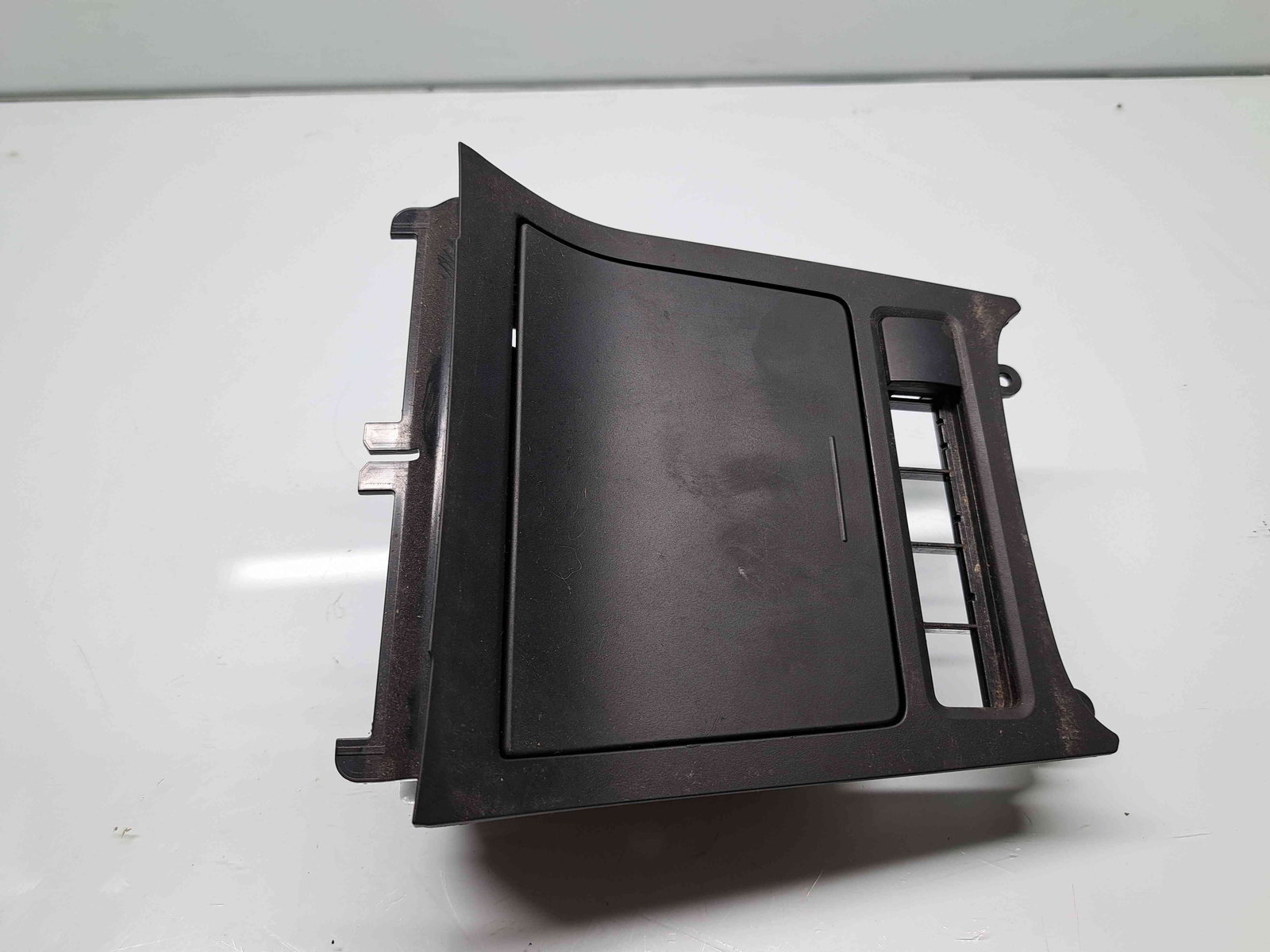 Scrumiera Volkswagen Golf 6 (5K1) GTD [Fabr 2009-2013] 5K0857961 - imagine 2