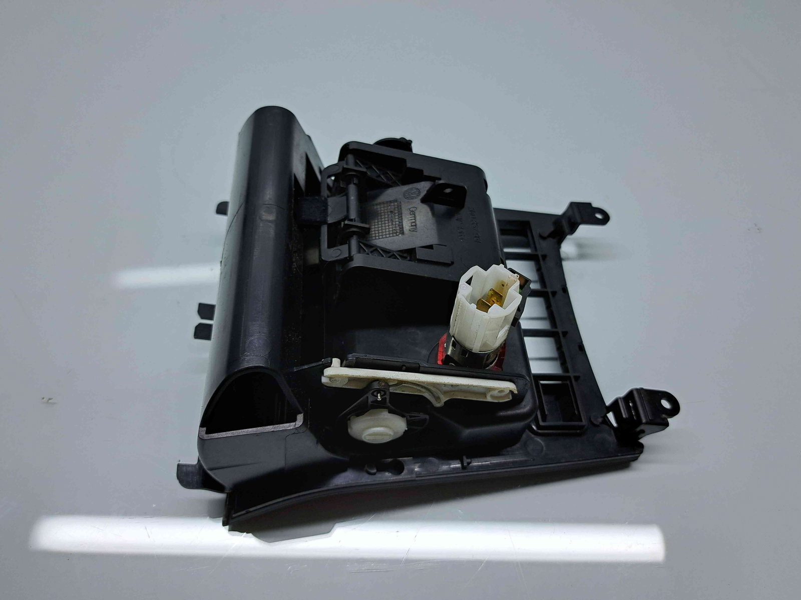 Scrumiera Volkswagen Golf 6 (5K1) GTD [Fabr 2009-2013] 5K0857961 - imagine 3