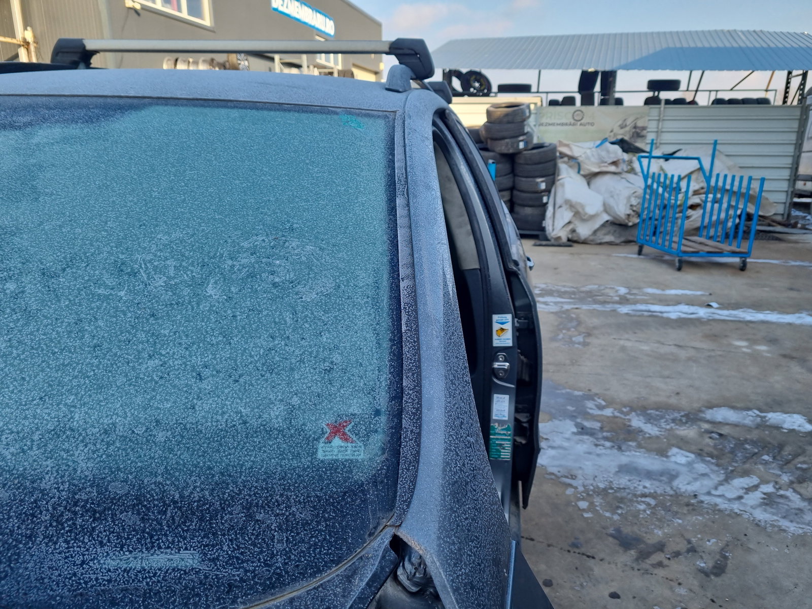 Cheder parbriz stanga Volkswagen Passat B6 Variant (3C5) [Fabr 2005-2010] OEM - imagine 1