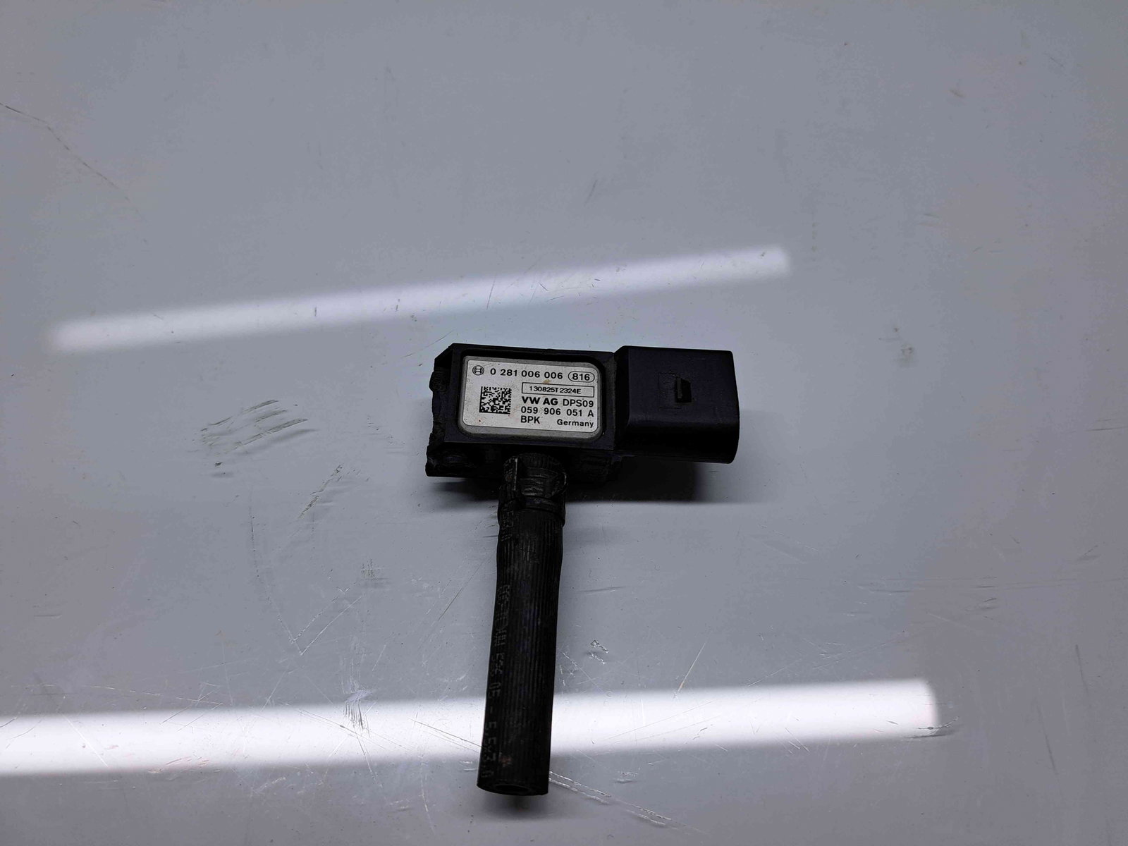 Senzor presiune Audi Q7 (4LB) [Fabr 2006-2014] Facelift 059906051A - imagine 1