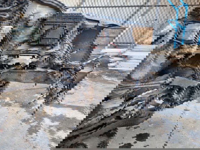 Lonjeron stanga Volkswagen Passat B6 Variant (3C5) [Fabr 2005-2010] OEM