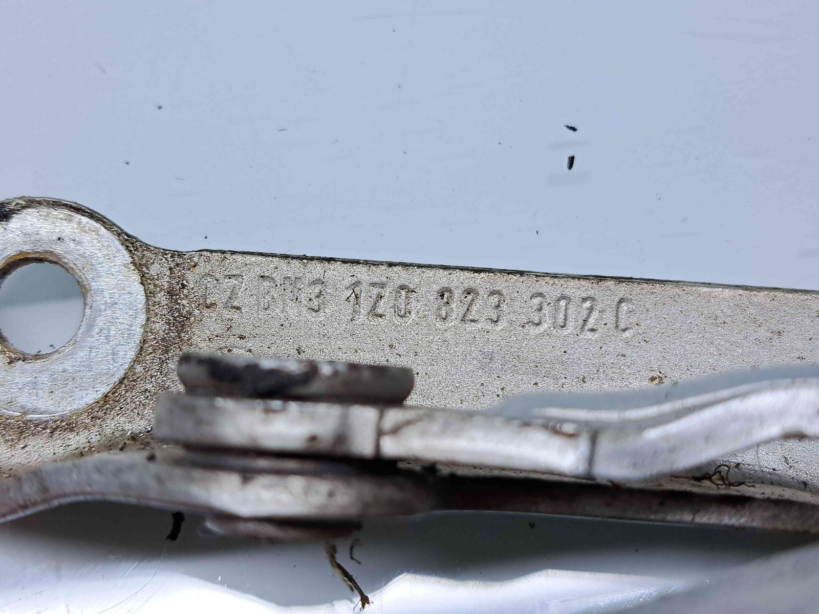 Set balamale capota Skoda Octavia 2 Combi (1Z5) [Fabr 2004-2013] Facelift 1Z0823302C / 1Z0323301C - imagine 3